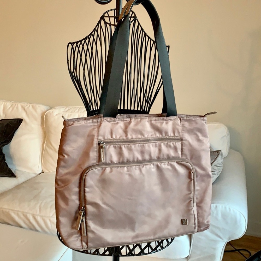Carry-on computer bag